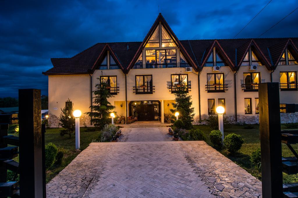 Conacul Archia Deva Exterior foto